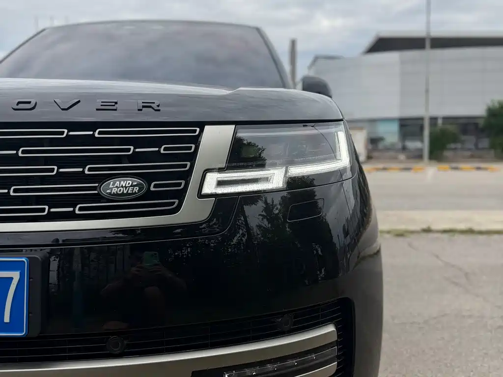 Land Rover Range Rover — миниатюра 7