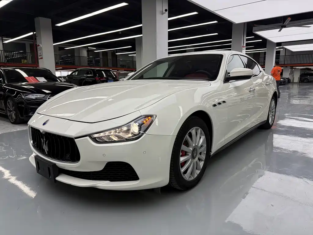 Maserati Ghibli