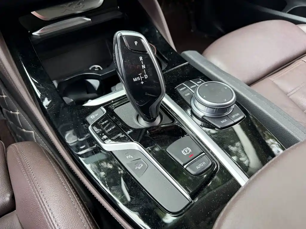 BMW X4 — миниатюра 9