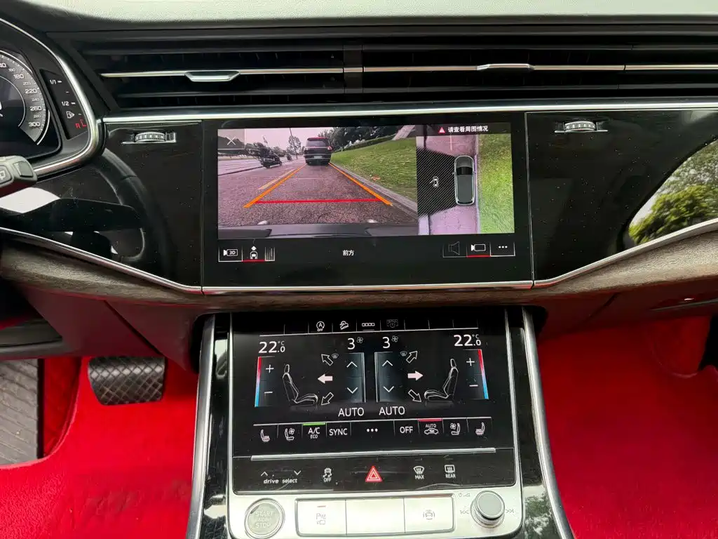 Audi Q7 — миниатюра 10