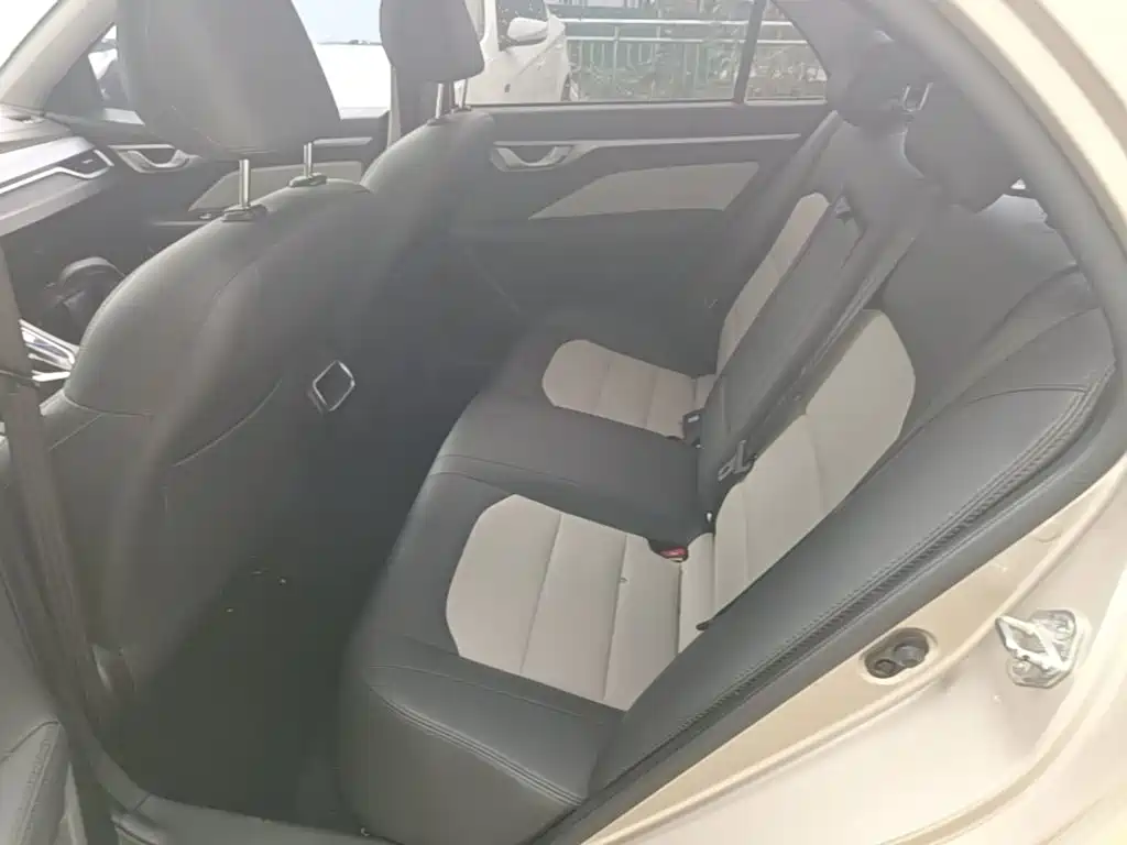 Geely Vision — миниатюра 17