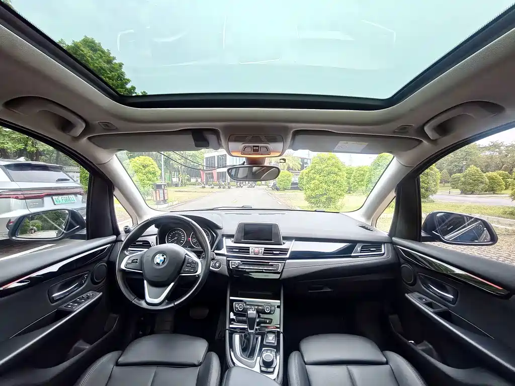 BMW 2 Series Active Tourer — миниатюра 17