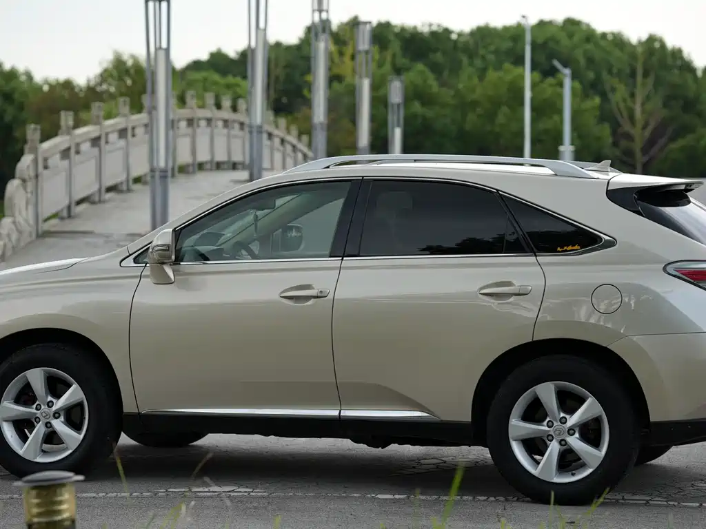 Lexus RX Classic — миниатюра 4