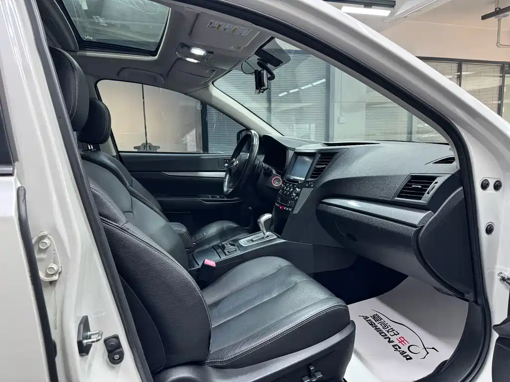 Subaru Outback — миниатюра 12