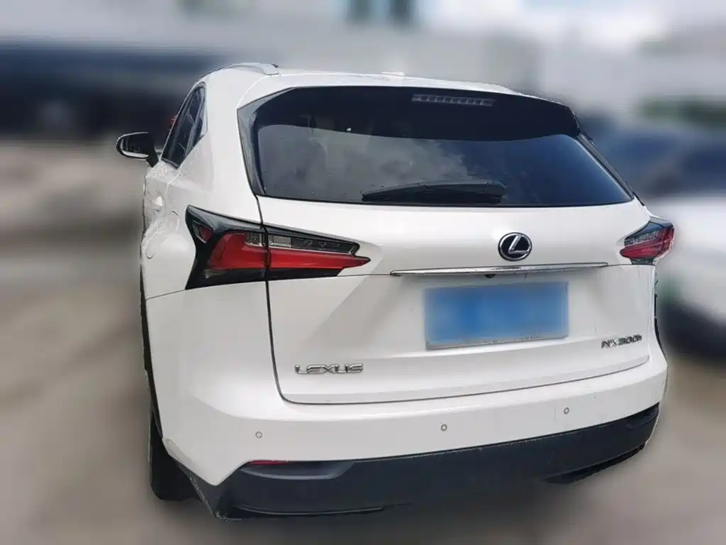 Lexus NX — миниатюра 7