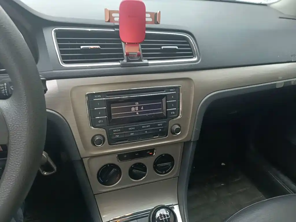 Volkswagen Lavida — миниатюра 13