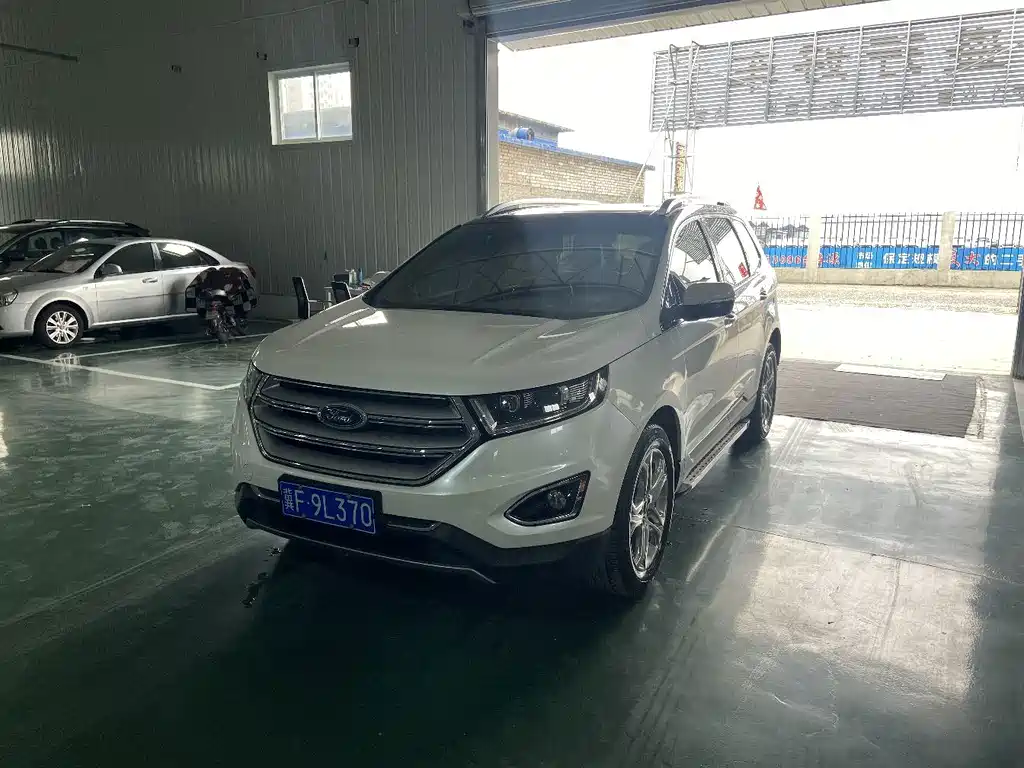Ford Edge — миниатюра 3