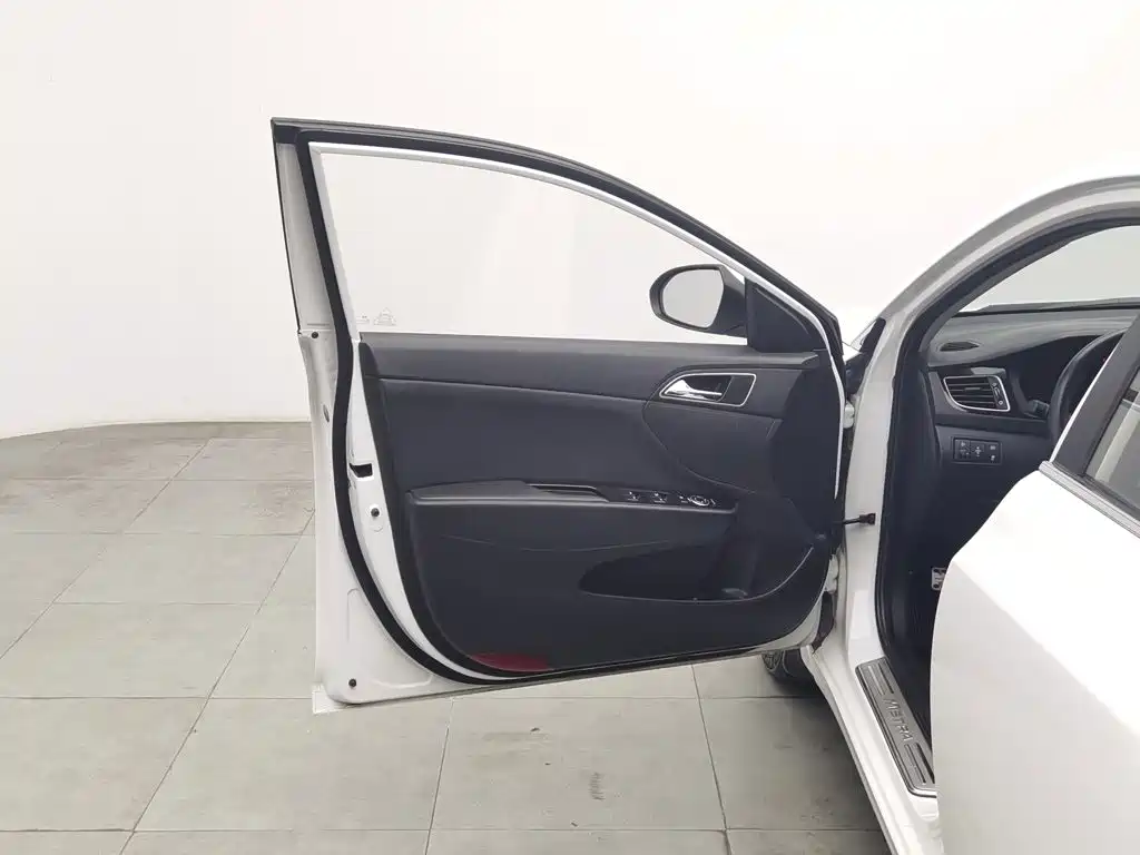 Hyundai Mistra — миниатюра 8