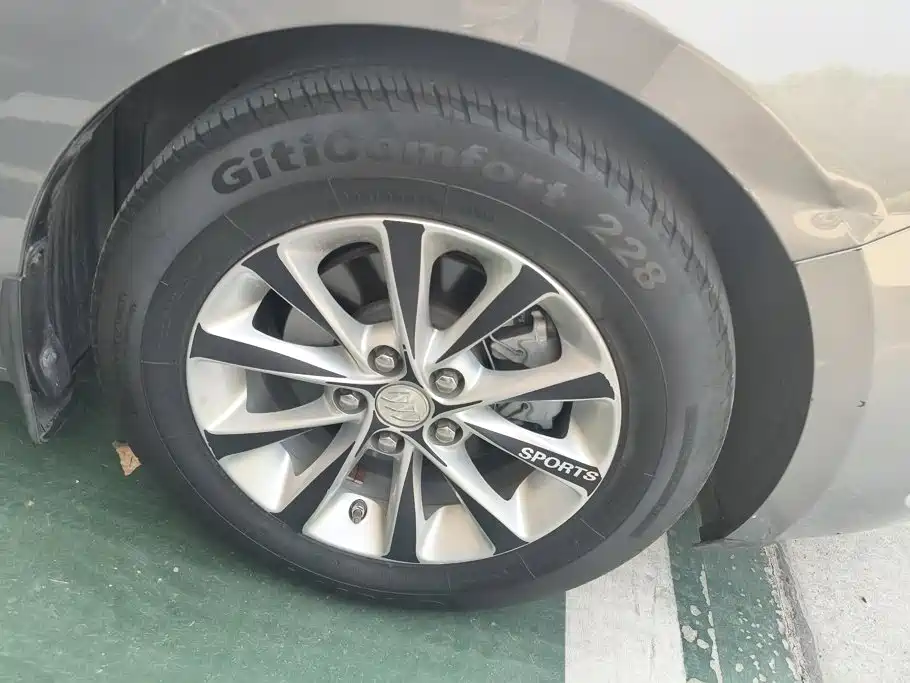 Buick Excelle — миниатюра 6