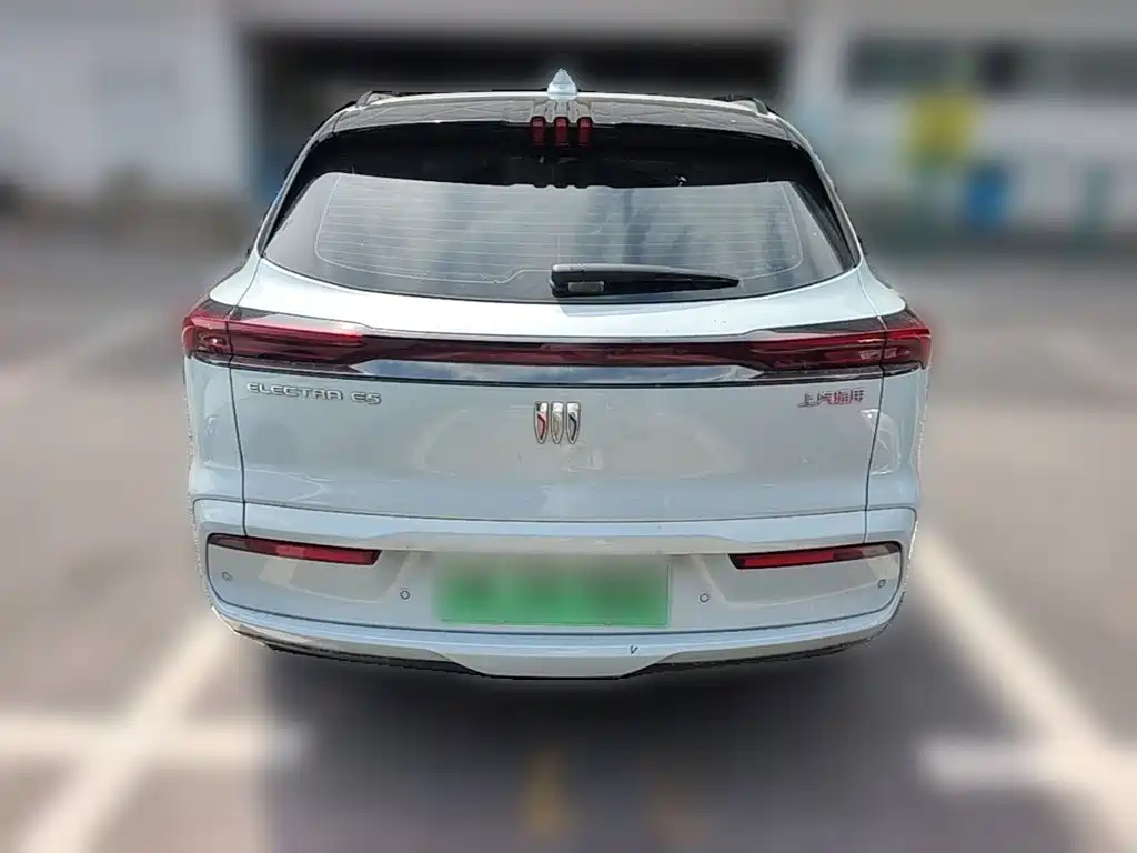 Buick E5 — миниатюра 8