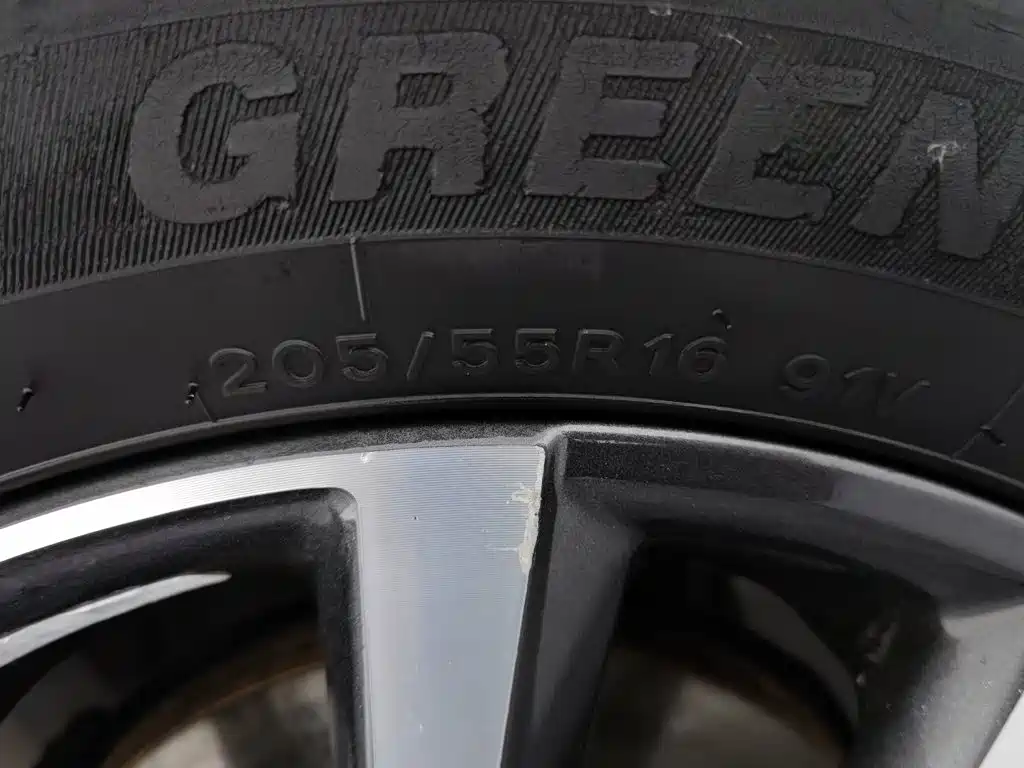 Geely Emgrand — миниатюра 24