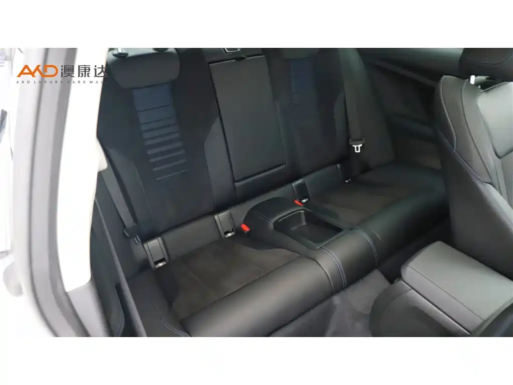 BMW 2 Series (Import) — миниатюра 8
