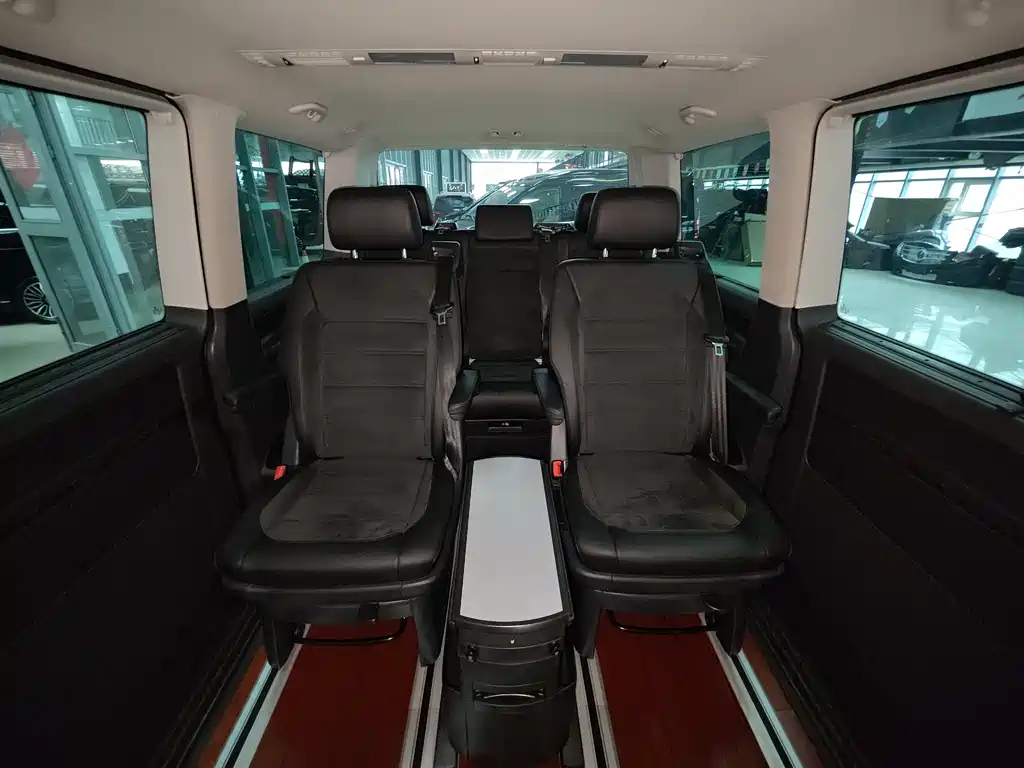 Volkswagen Multivan 2.0TSI 4WD Premium Edition 7 seats, фото 11
