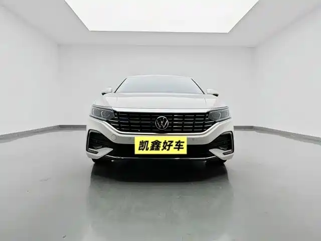 Volkswagen Passat PHEV — миниатюра 2