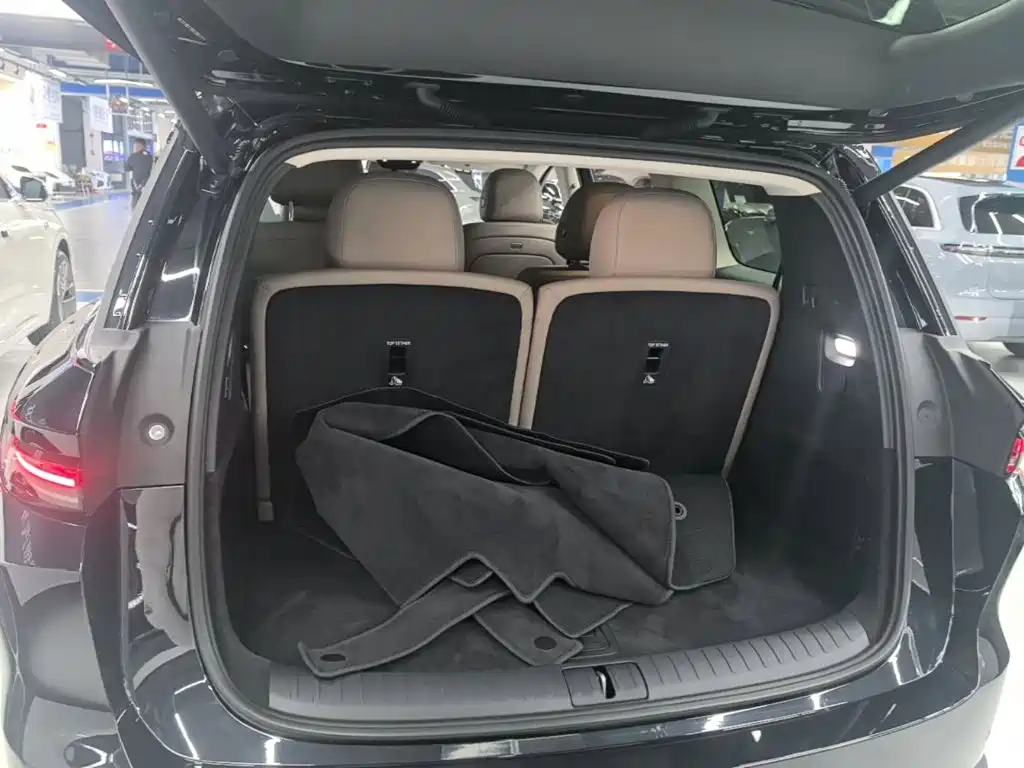 Li Auto Li i8 — миниатюра 19