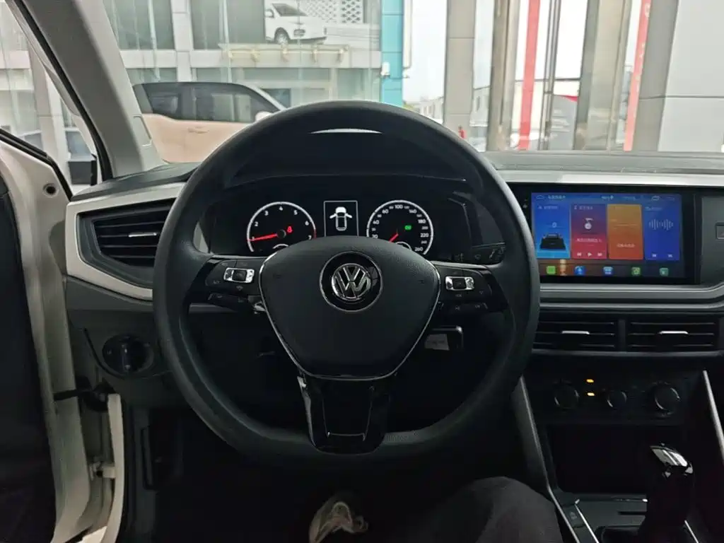 Volkswagen Polo — миниатюра 11
