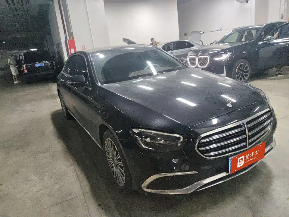 Mercedes-Benz E-Class — миниатюра 5