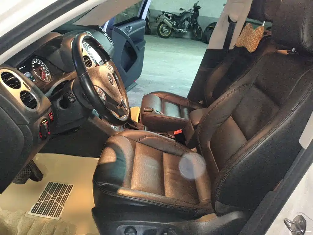 Volkswagen Tiguan — миниатюра 13