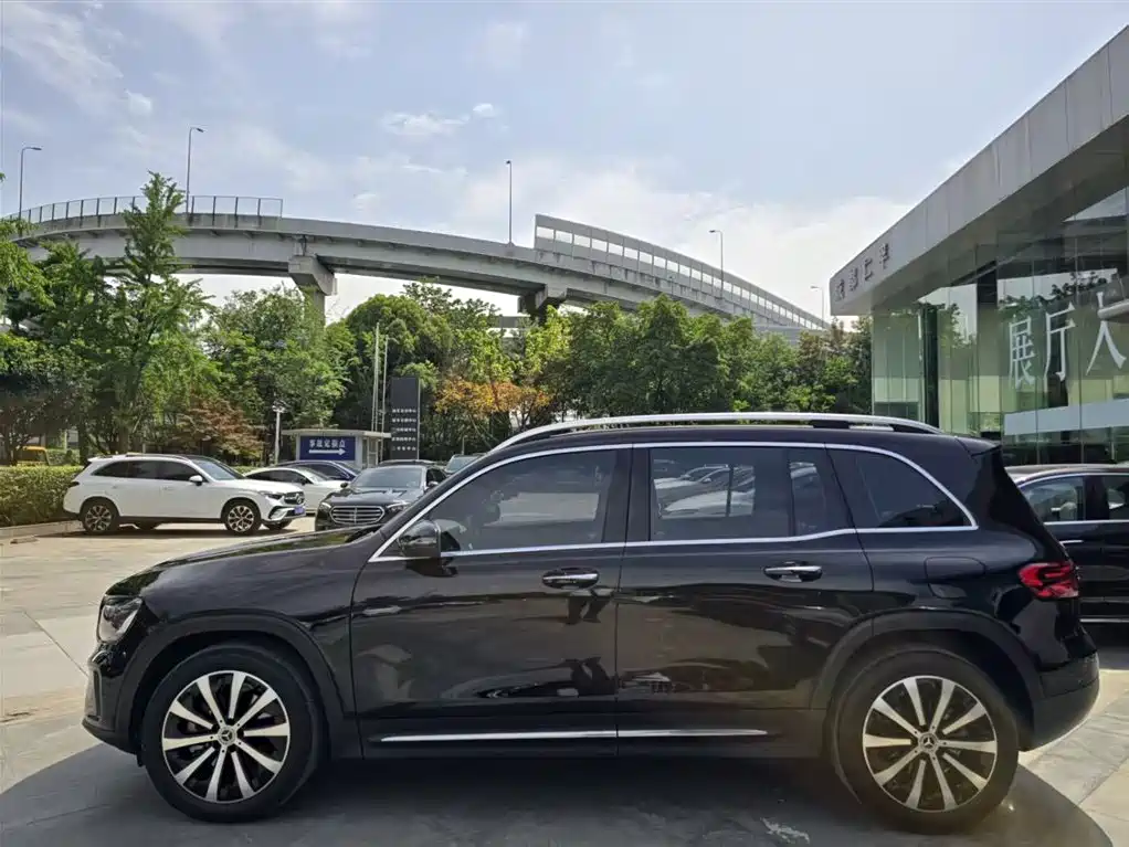 Mercedes-Benz GLB 2024 GLB 220 Fashion