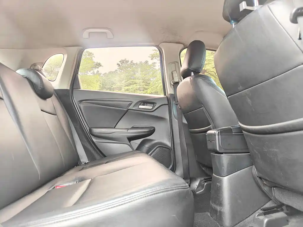 Honda Fit — миниатюра 15