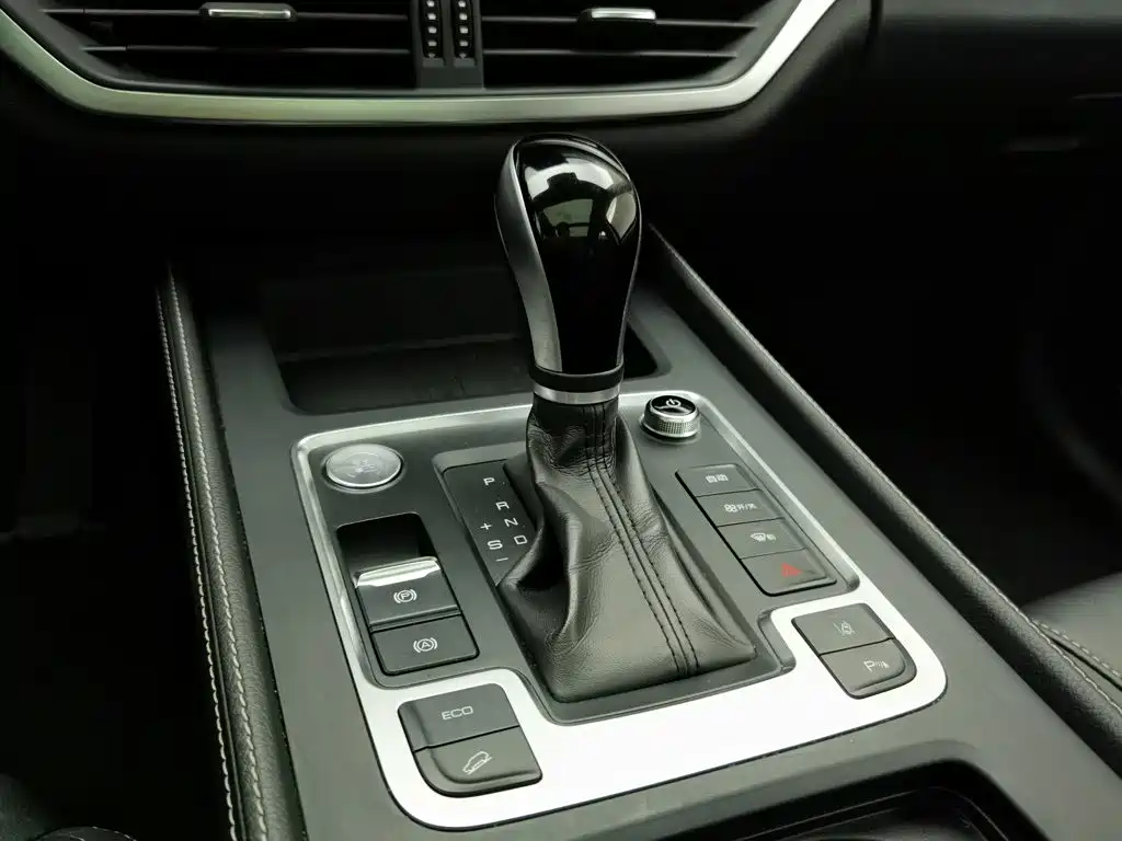 BYD Tang — миниатюра 13
