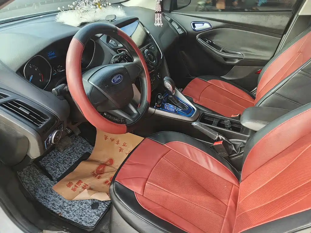 Ford Focus — миниатюра 4