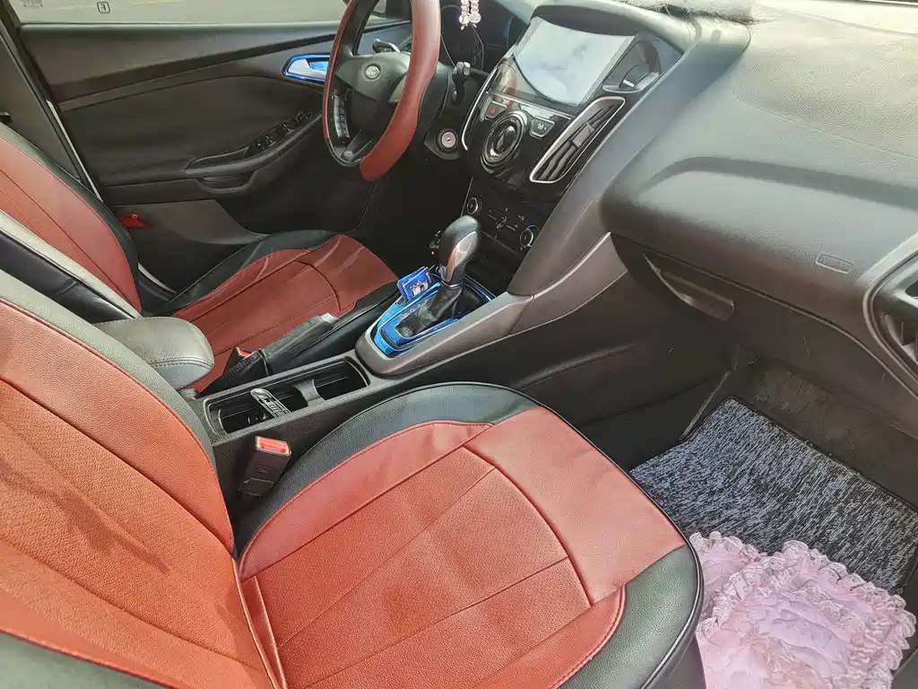 Ford Focus — миниатюра 16