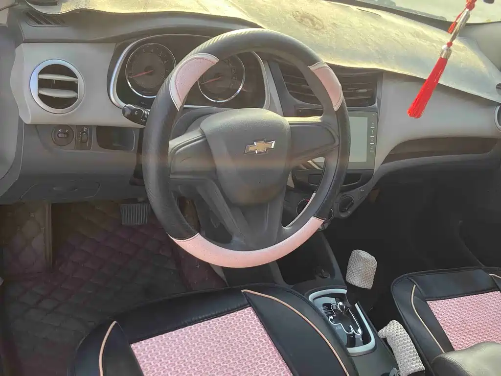 Chevrolet Sail — миниатюра 9