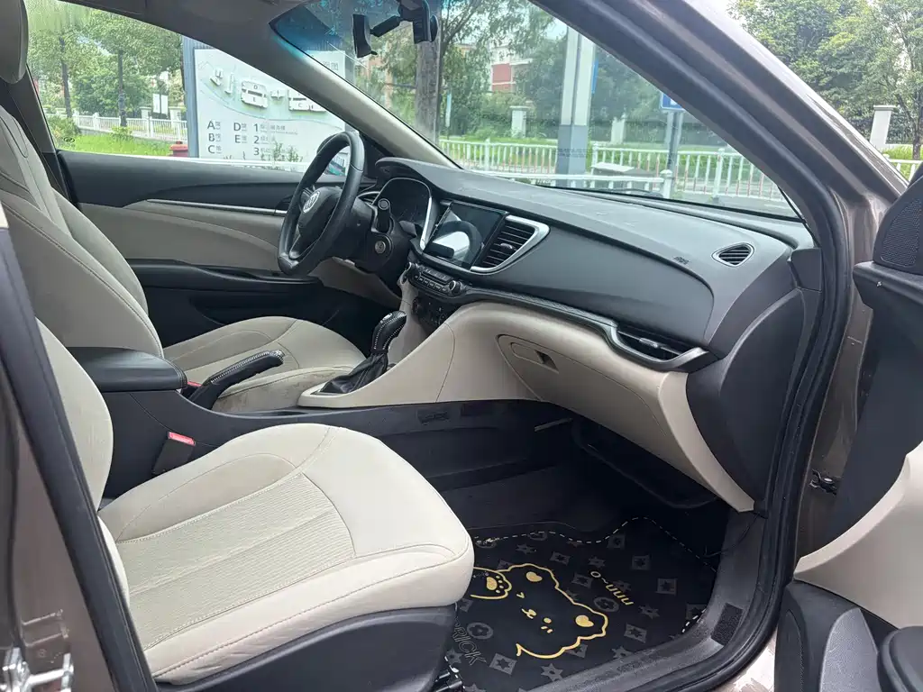Buick Excelle — миниатюра 10