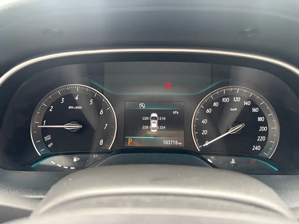 Buick Excelle — миниатюра 13