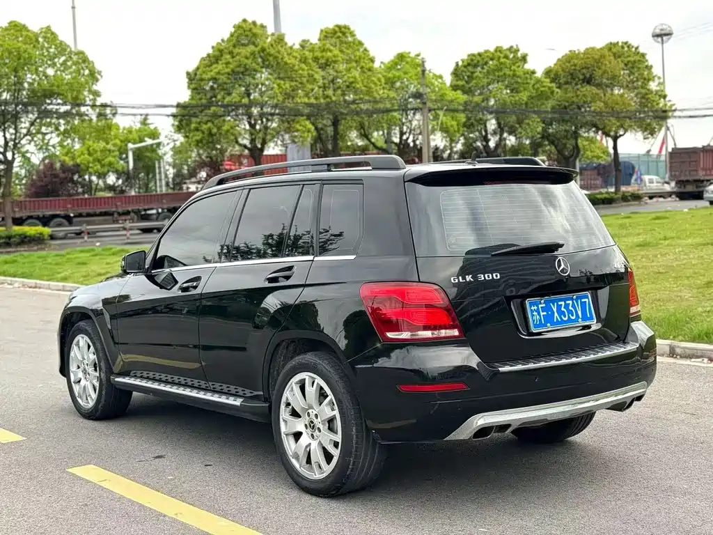 Mercedes-Benz GLK-Class (Import) — миниатюра 7