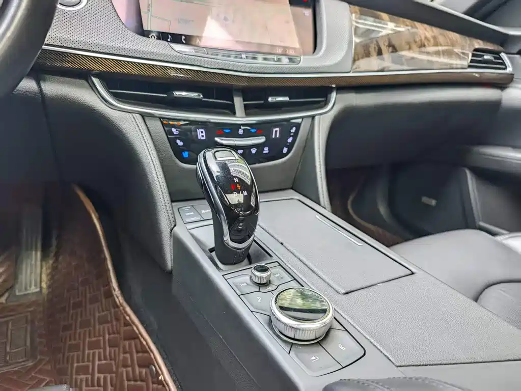 Cadillac CT6 — миниатюра 9
