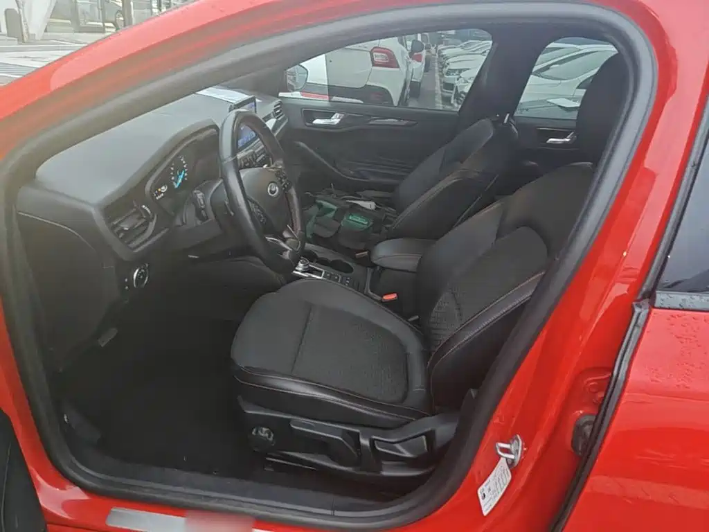 Ford Focus — миниатюра 15