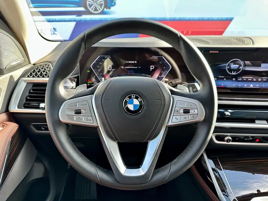 BMW X7 — миниатюра 18