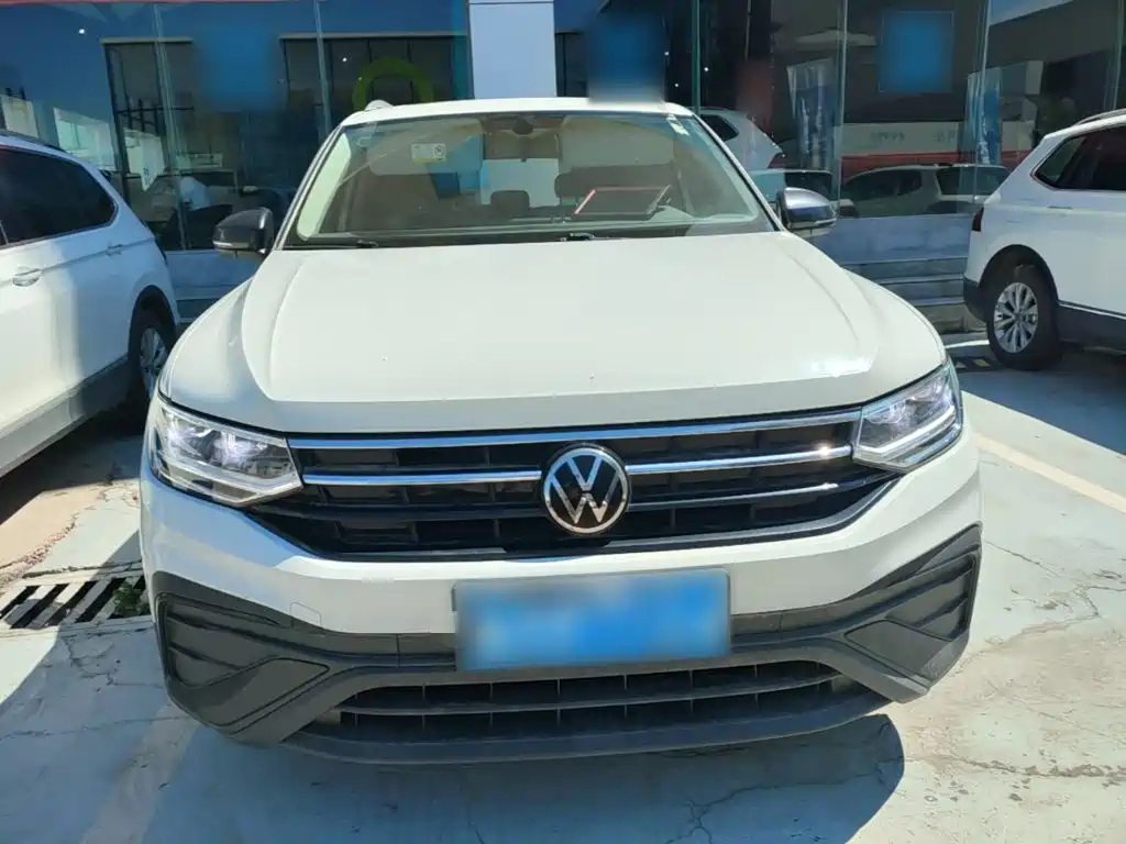 Volkswagen Tiguan L — миниатюра 3