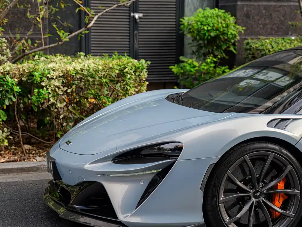 McLaren Artura — миниатюра 3