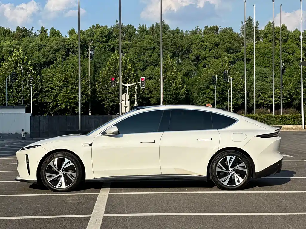 NIO ET5 — миниатюра 4