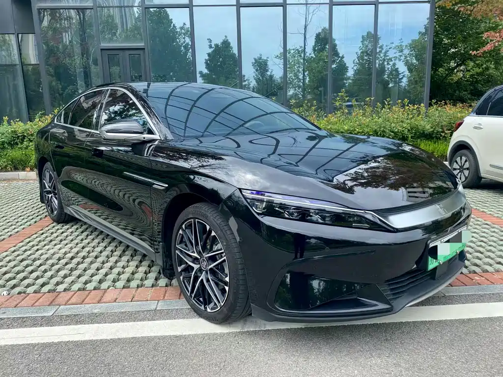 BYD Han — миниатюра 3