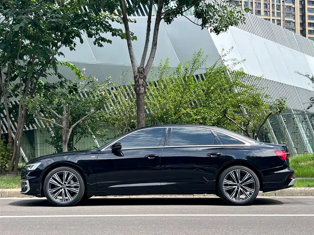 Audi A6L — миниатюра 3