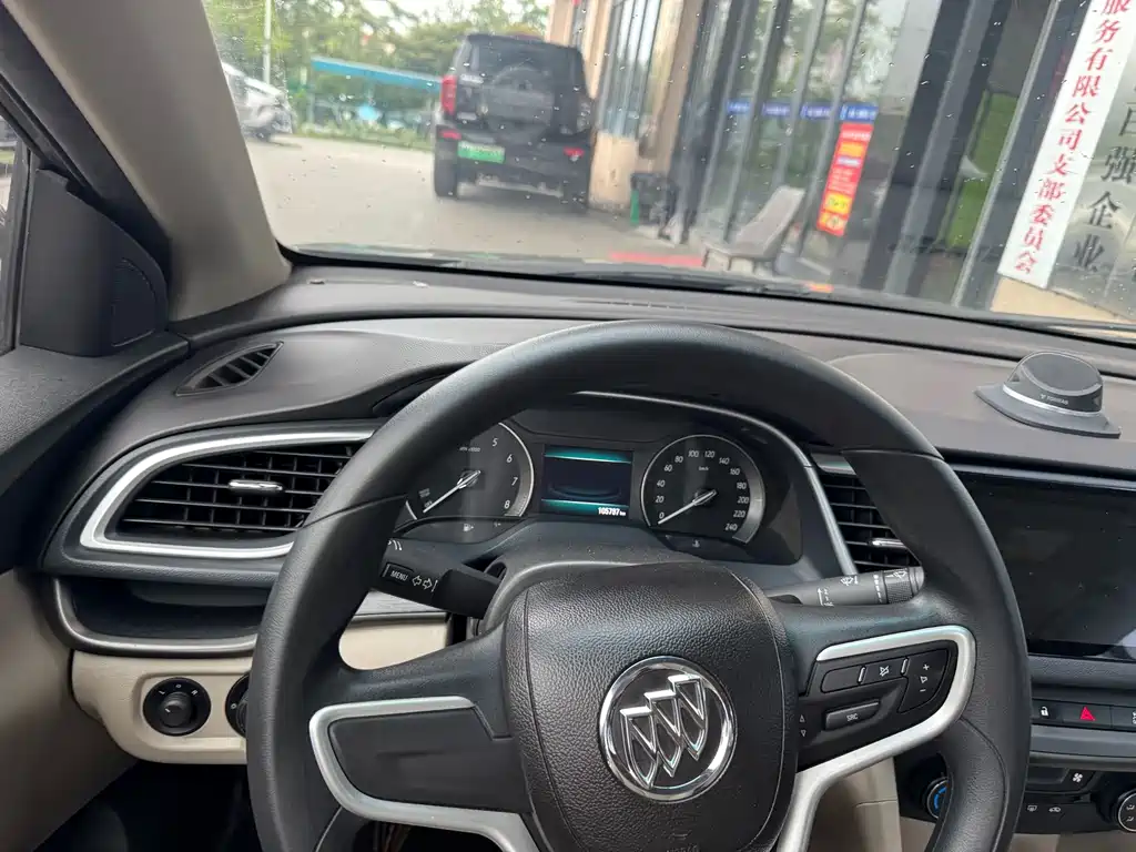 Buick Excelle — миниатюра 6