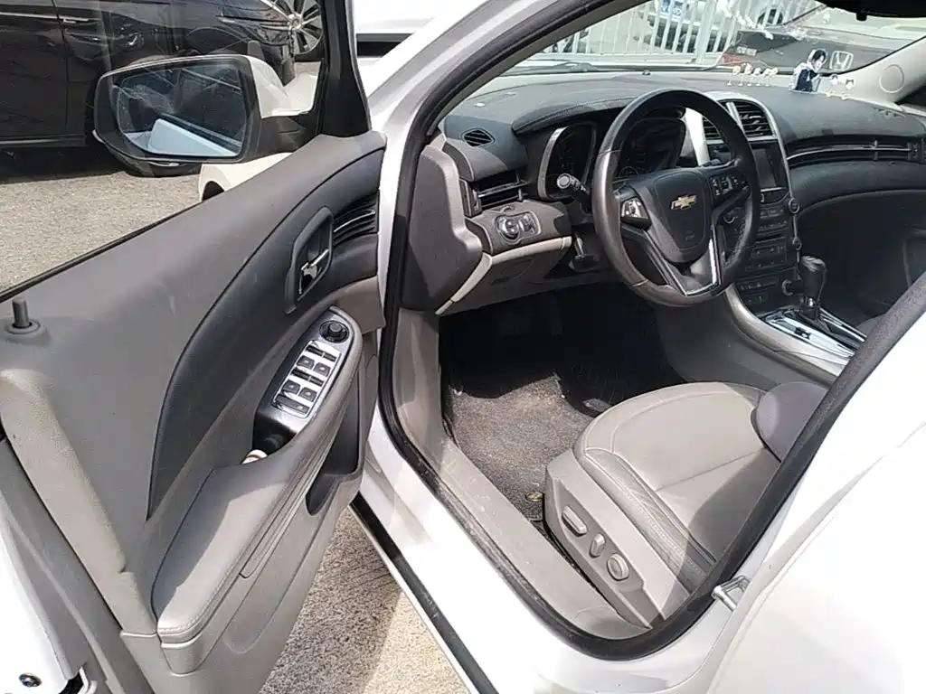Chevrolet Malibu — миниатюра 16
