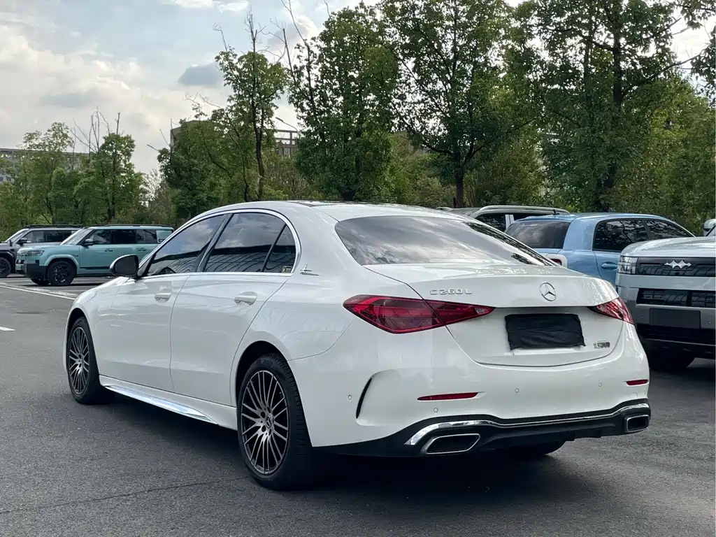 Mercedes-Benz C-Class — миниатюра 15