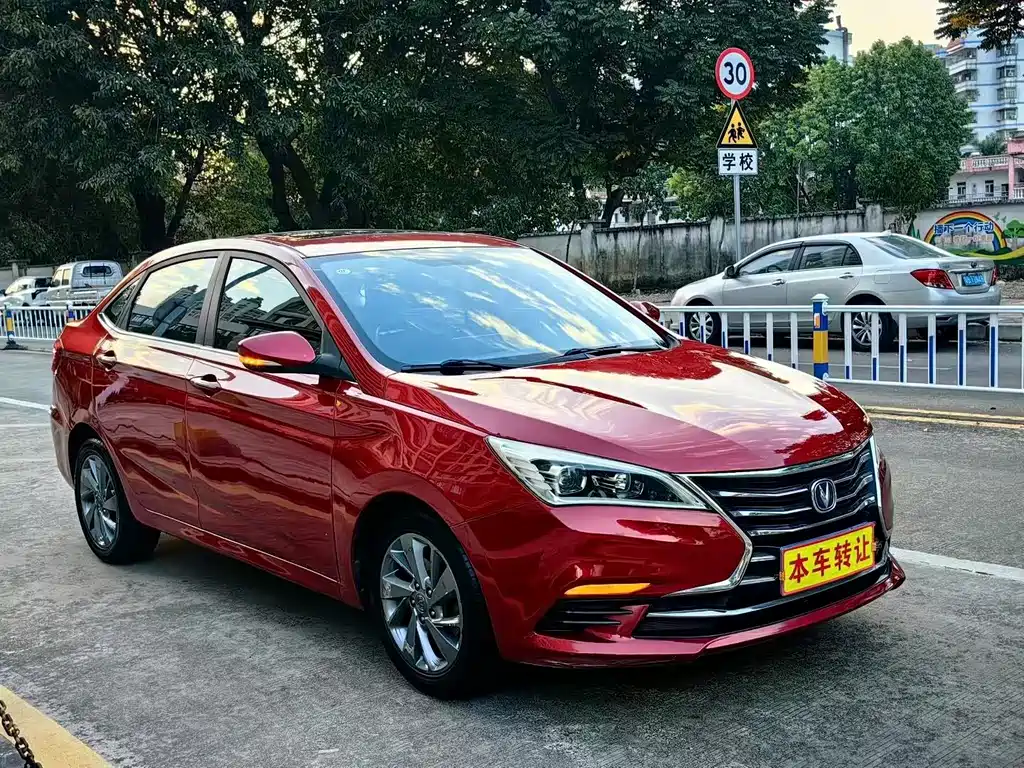 Changan Eado DT — миниатюра 3