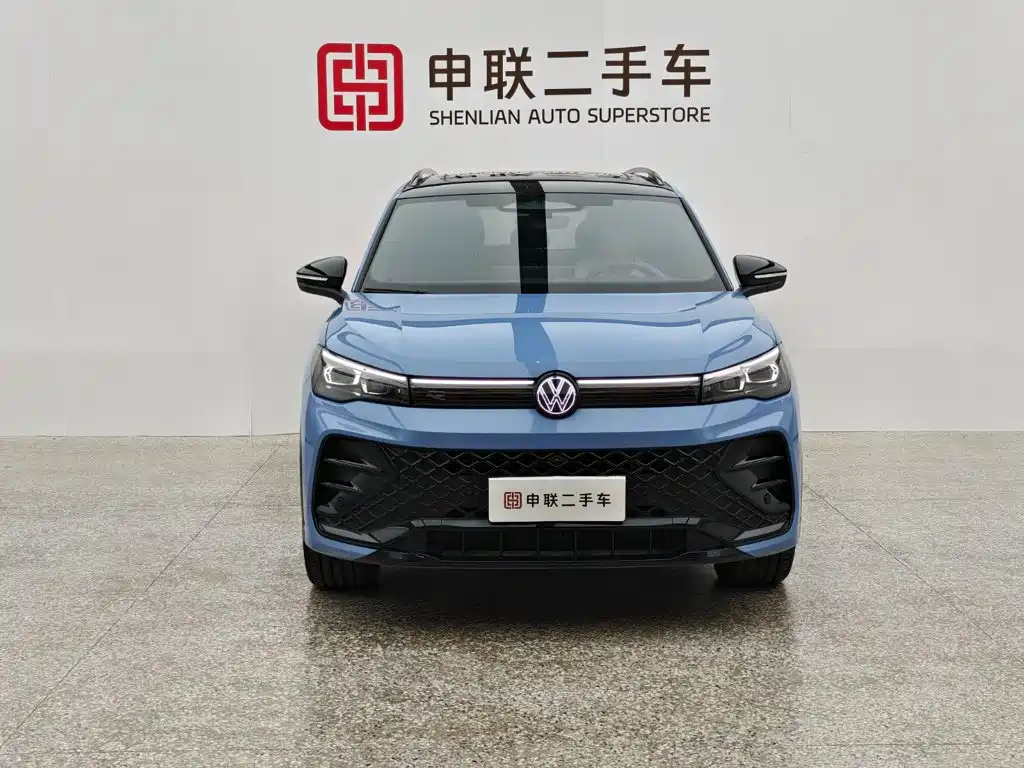 Volkswagen Tiguan L — миниатюра 2