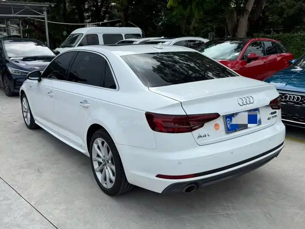 Audi A4L — миниатюра 2