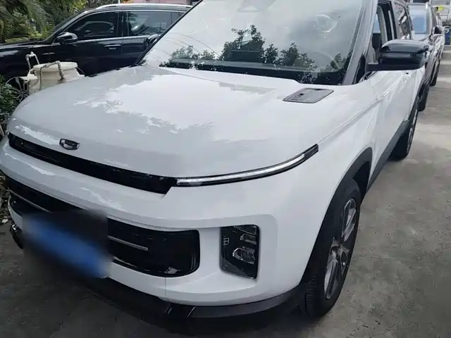 2025 Geely Icon