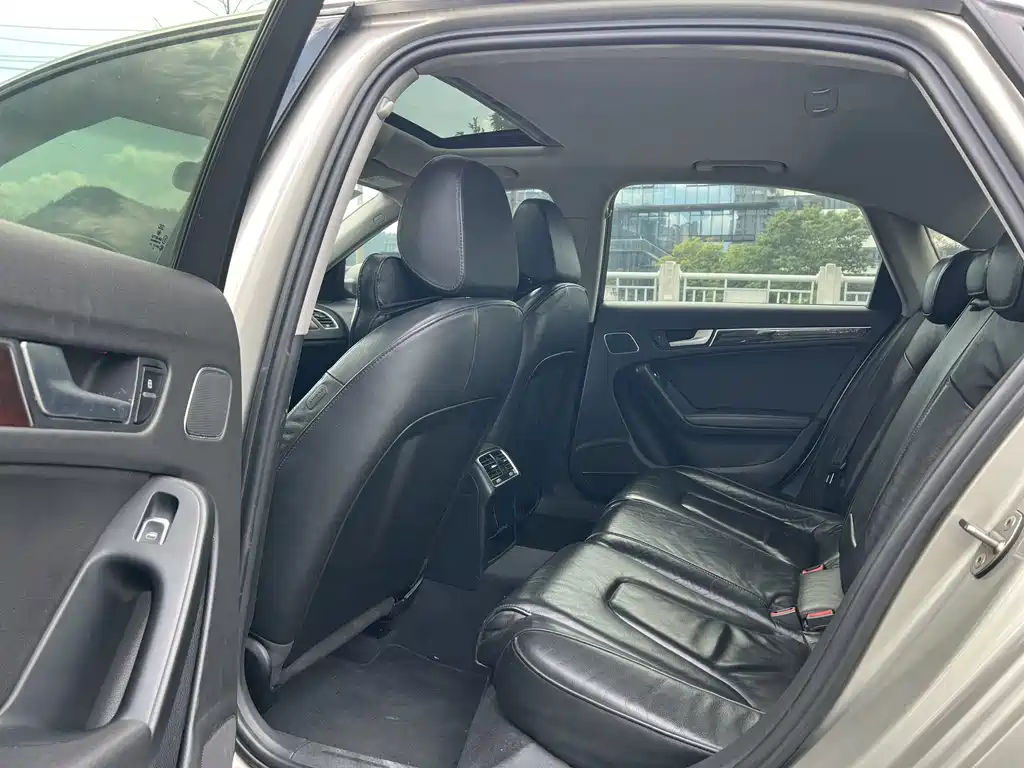Audi A4L — миниатюра 6