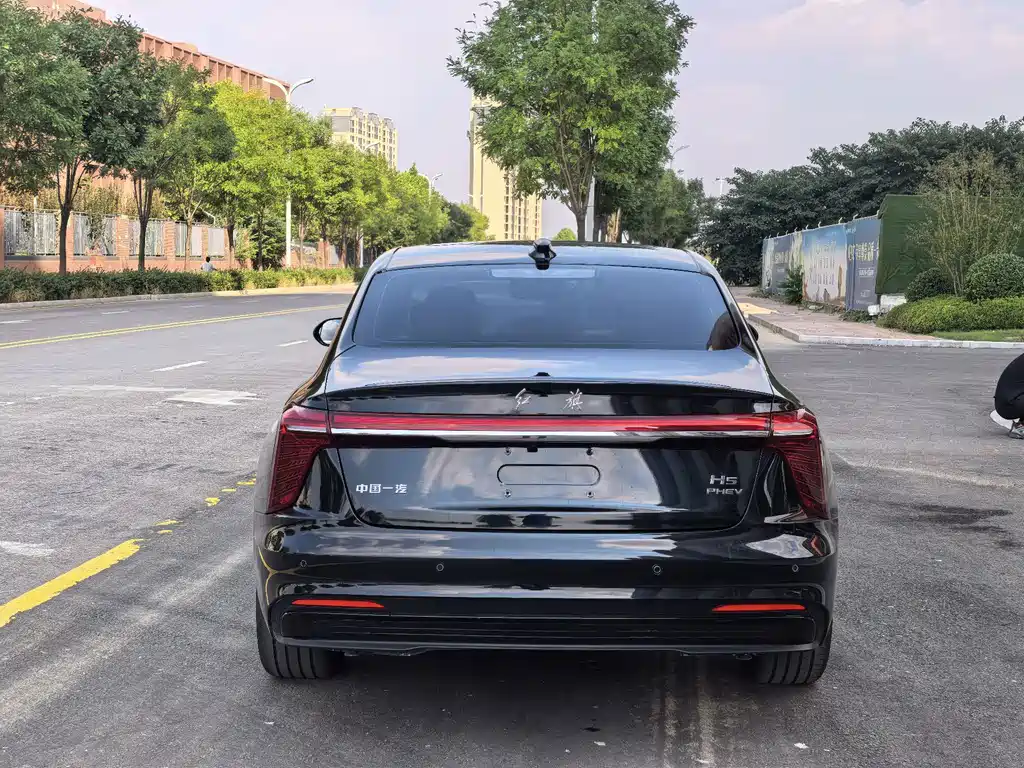 Hongqi Hongqi H5 PHEV — миниатюра 9
