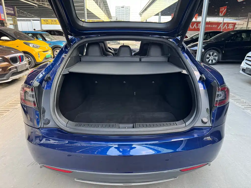 Tesla Model S — фотографии объявления, Фото 12