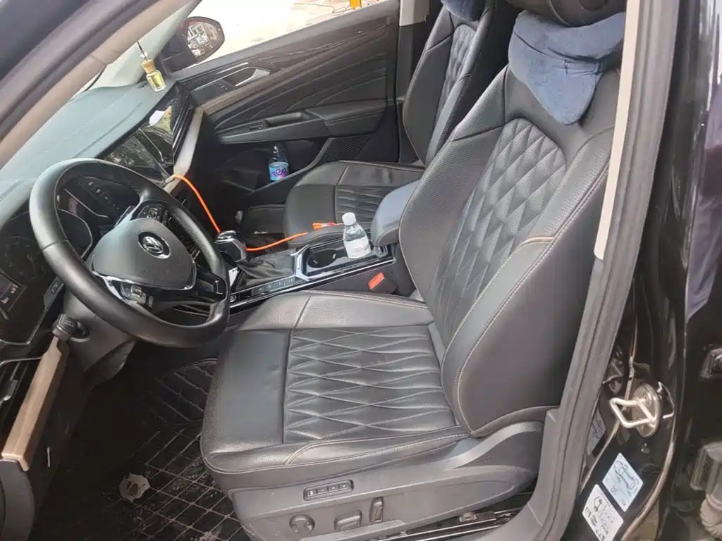 Volkswagen 帕萨特插电混动 — миниатюра 15